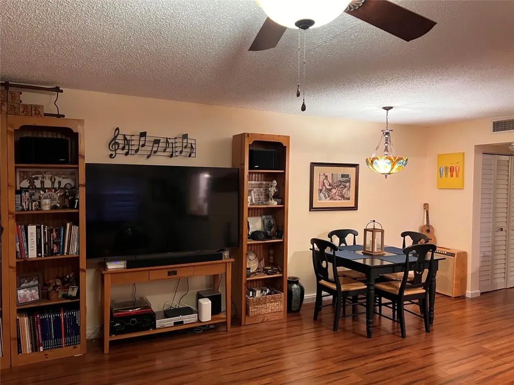 117 Farnham Deerfield Beach FL 33442