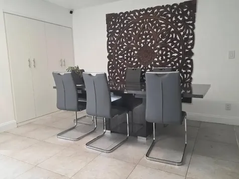690 NW 68th Avenue Plantation FL 33317