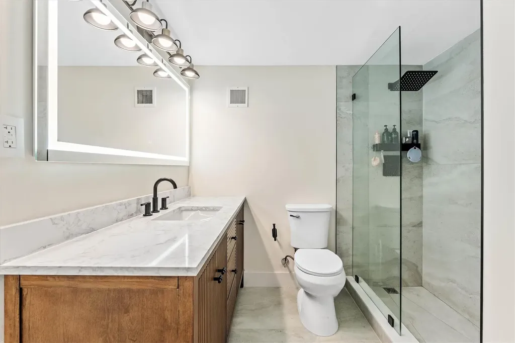 1200 West Avenue Miami Beach FL 33139