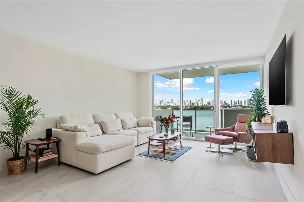 1200 West Avenue Miami Beach FL 33139