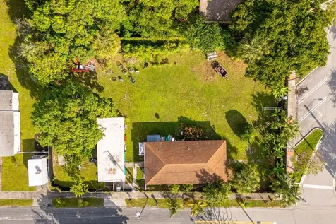 823 NW 3rd Street Pompano Beach FL 33060