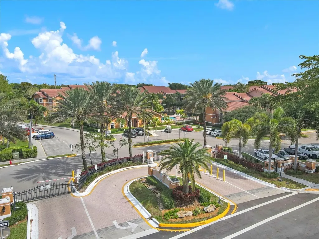 8721 Wiles Road Coral Springs FL 33067