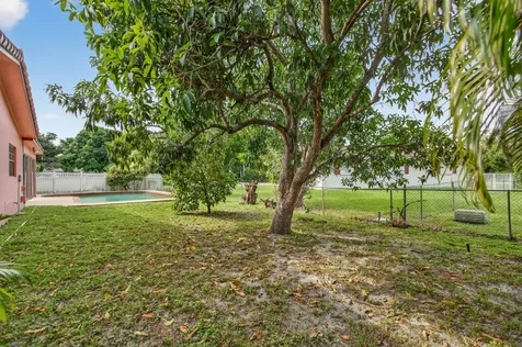 4460 NW 105th Terrace Coral Springs FL 33065