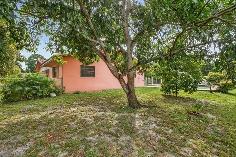 4460 NW 105th Terrace Coral Springs FL 33065