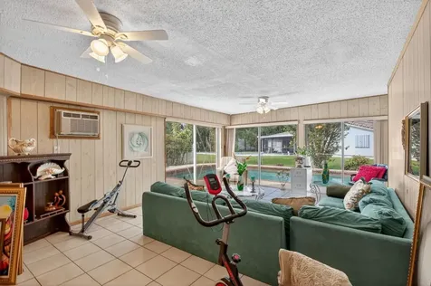 4460 NW 105th Terrace Coral Springs FL 33065
