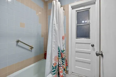 4460 NW 105th Terrace Coral Springs FL 33065