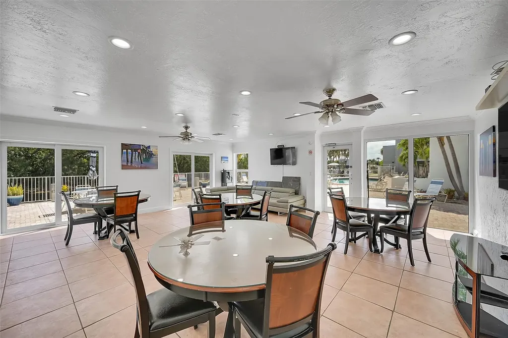 2850 NE 14th Street Causeway Pompano Beach FL 33062