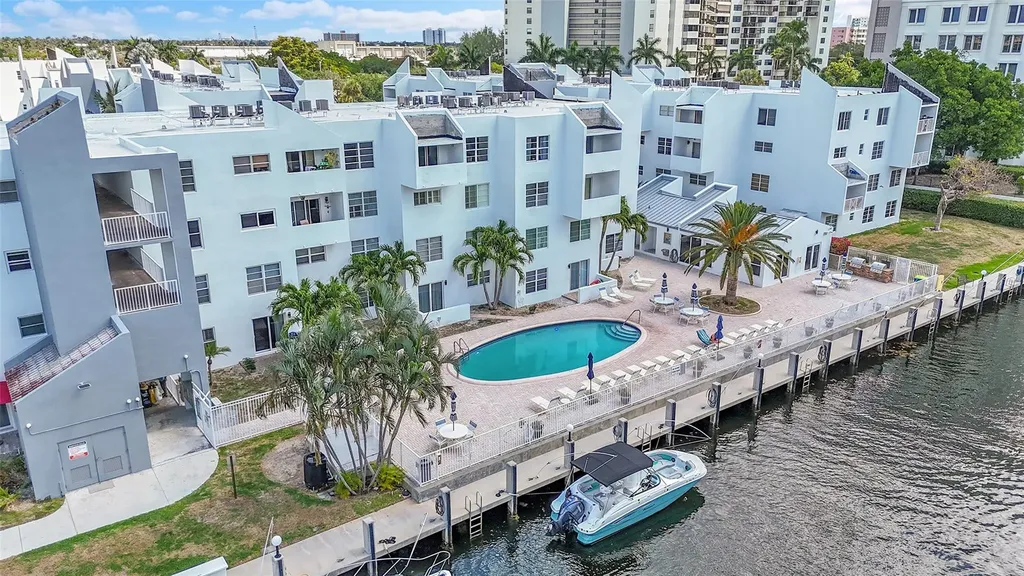 2850 NE 14th Street Causeway Pompano Beach FL 33062