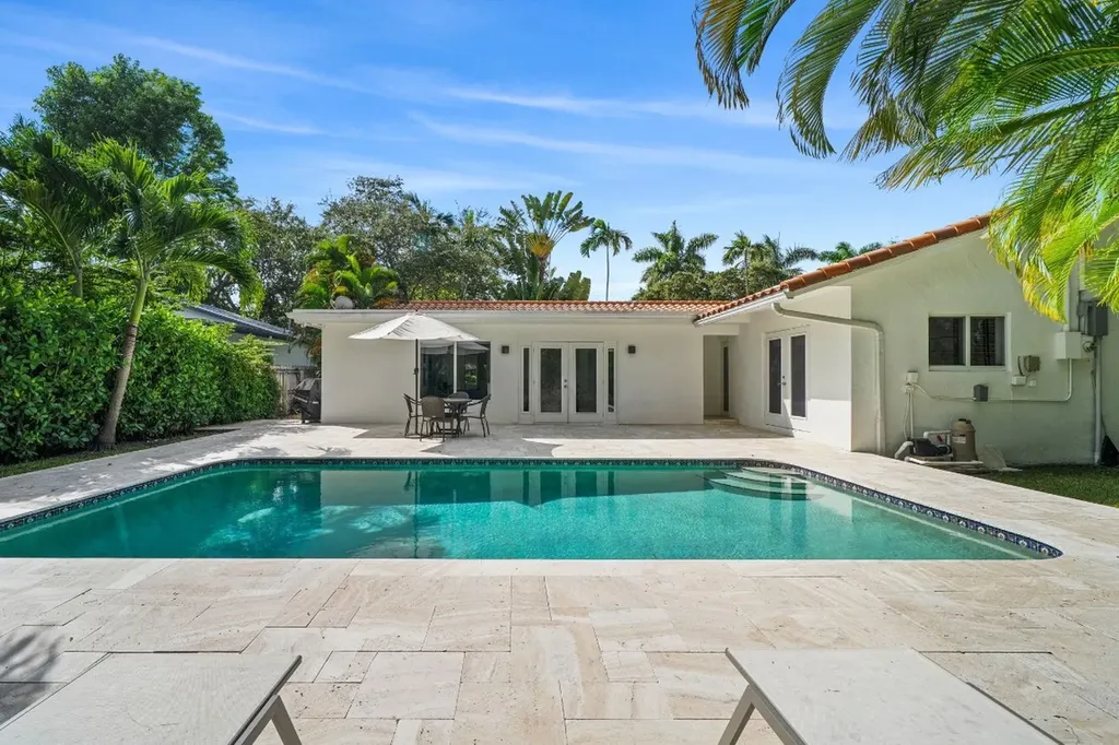 326 Seven Isle Drive Fort Lauderdale FL 33301