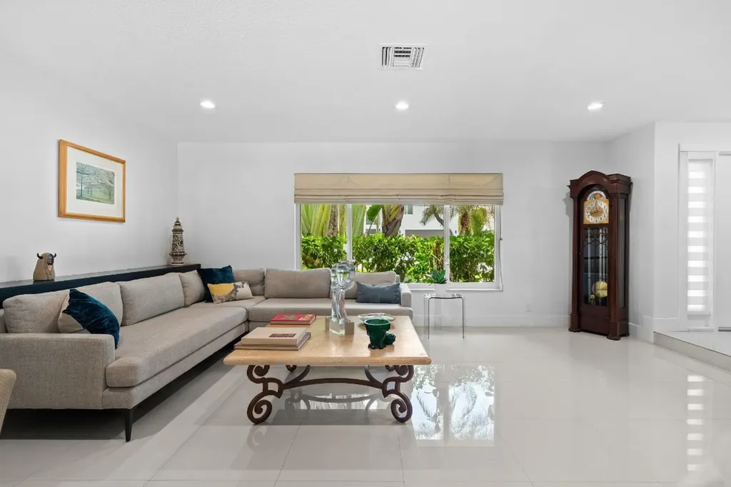 326 Seven Isle Drive Fort Lauderdale FL 33301