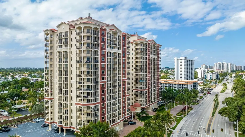 2011 N Ocean Boulevard Fort Lauderdale FL 33305