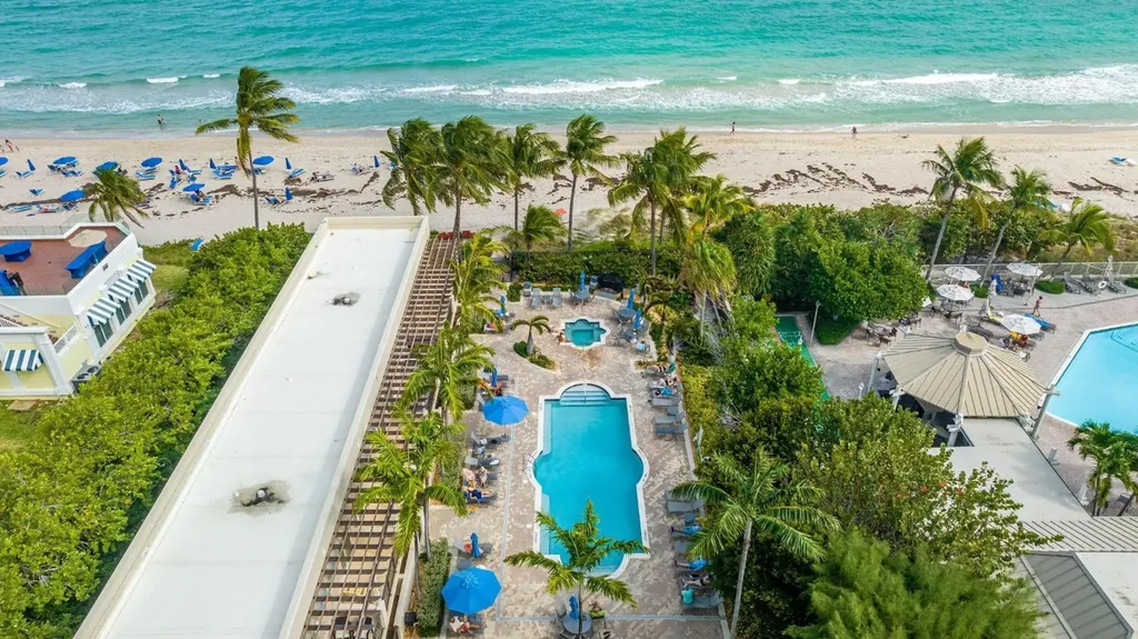 2011 N Ocean Boulevard Fort Lauderdale FL 33305