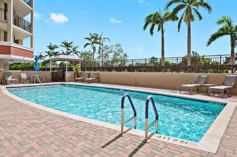 2011 N Ocean Boulevard Fort Lauderdale FL 33305
