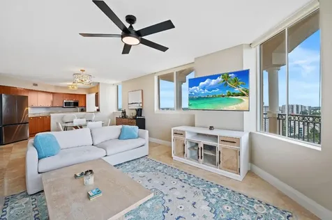 2011 N Ocean Boulevard Fort Lauderdale FL 33305