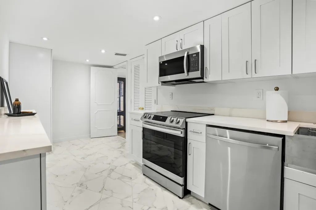 1151 N Fort Lauderdale Beach Boulevard Fort Lauderdale FL 33304