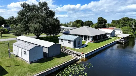1069 9th Street Okeechobee FL 34974
