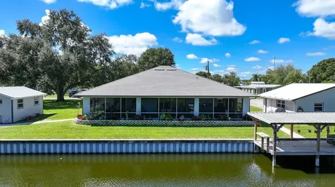 1069 9th Street Okeechobee FL 34974