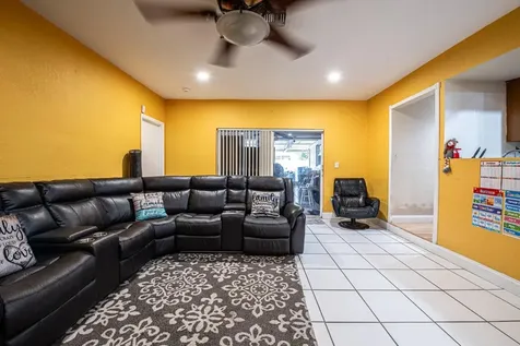 11200 NW 39th Court Coral Springs FL 33065