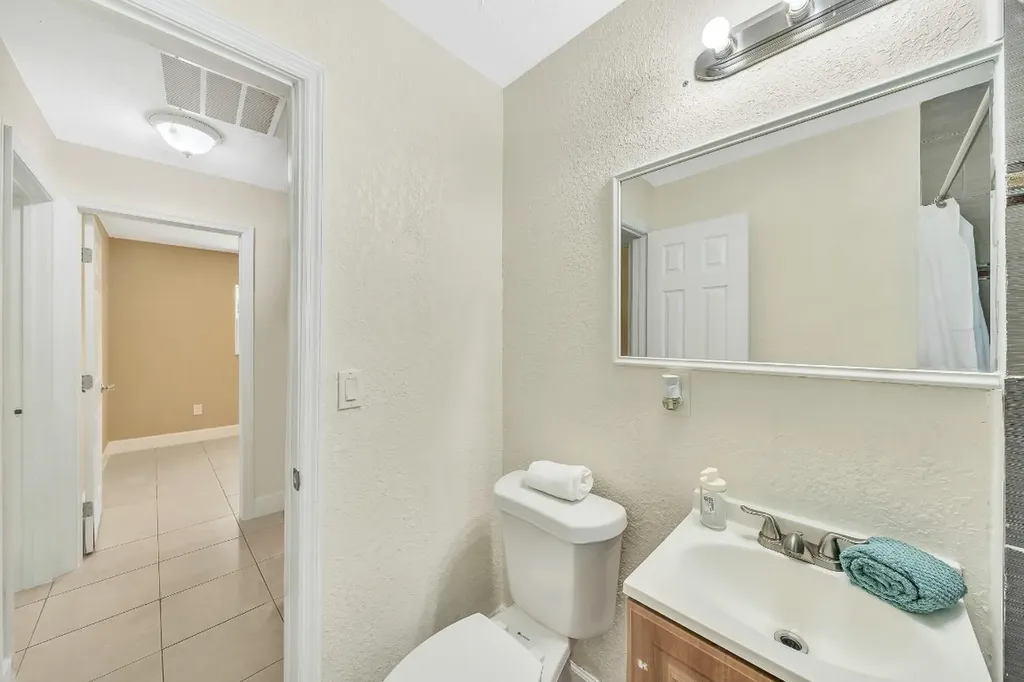 1412 NE 25th Court Pompano Beach FL 33064