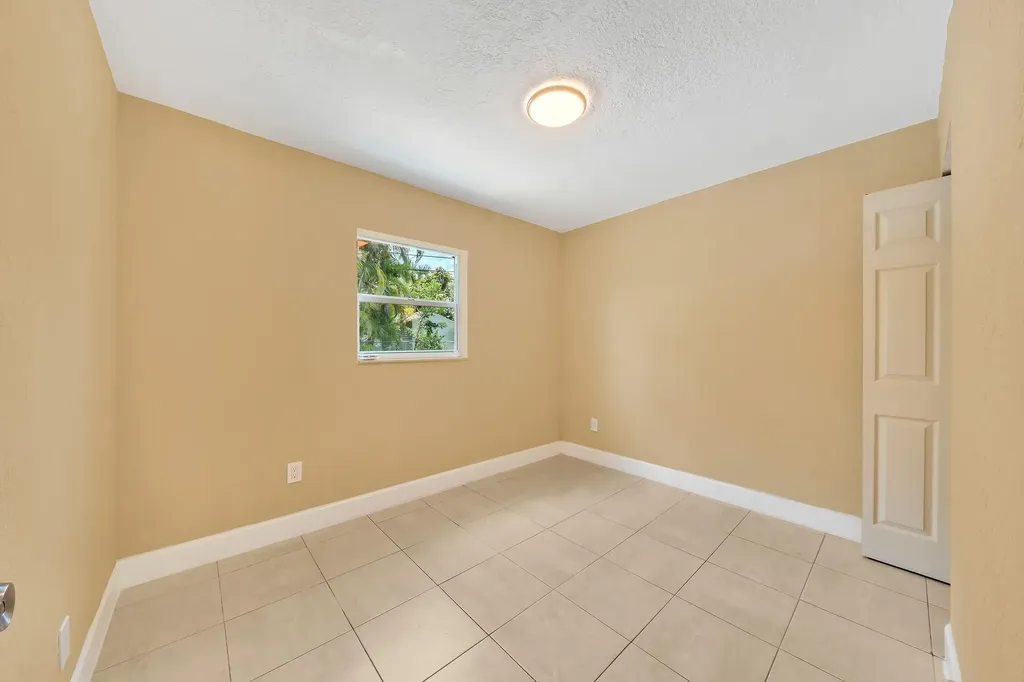1412 NE 25th Court Pompano Beach FL 33064