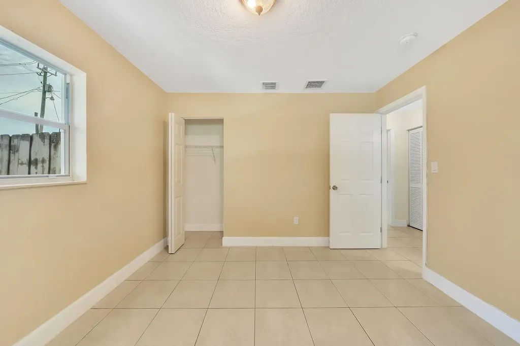 1412 NE 25th Court Pompano Beach FL 33064