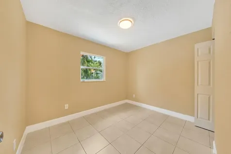 1412 NE 25th Court Pompano Beach FL 33064