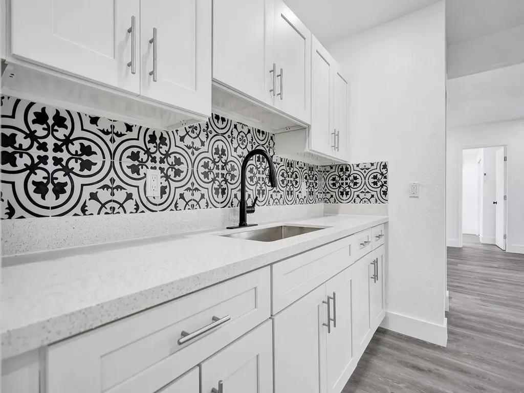 940 SW 28th Street Fort Lauderdale FL 33315