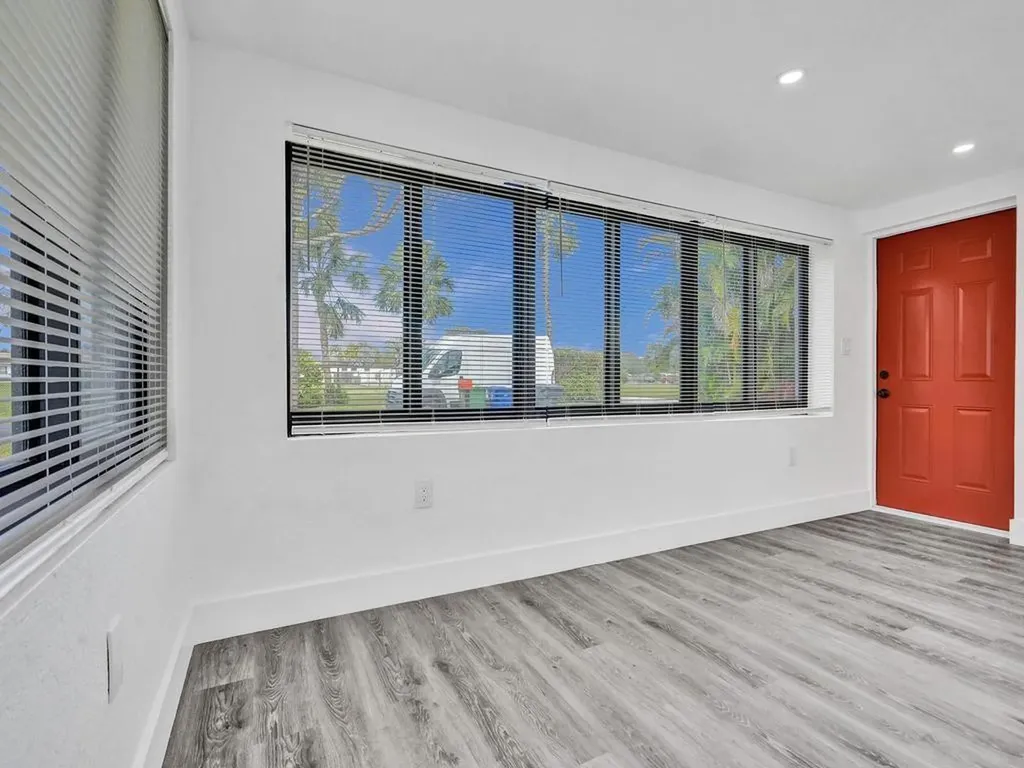 940 SW 28th Street Fort Lauderdale FL 33315