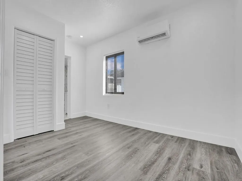 940 SW 28th Street Fort Lauderdale FL 33315