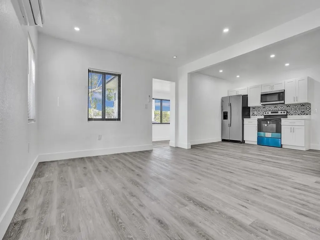 940 SW 28th Street Fort Lauderdale FL 33315