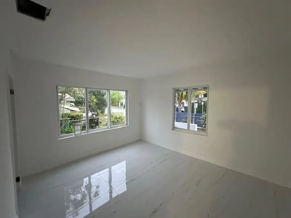 55 NW 47th Street Miami FL 33127