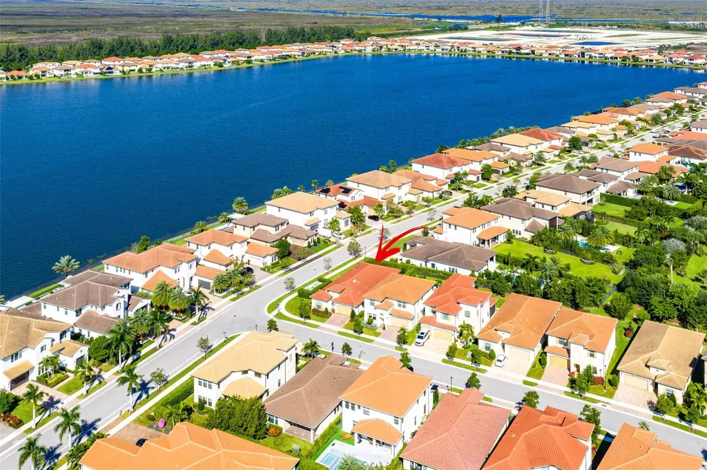 12295 N Baypoint Circle Parkland FL 33076