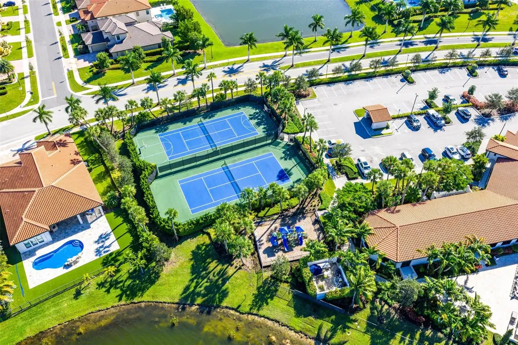 12295 N Baypoint Circle Parkland FL 33076