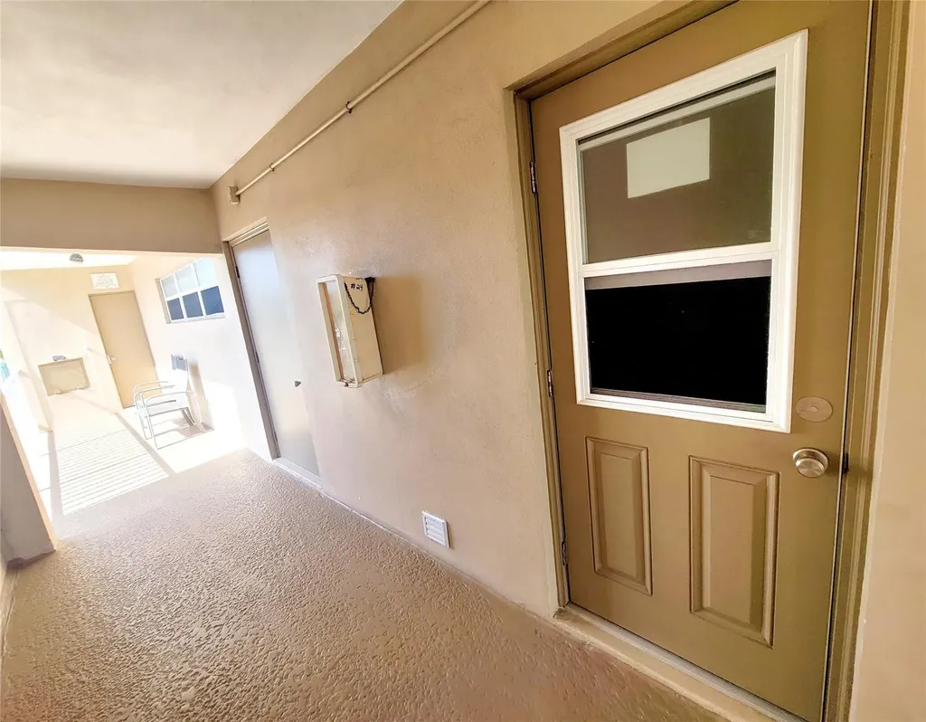 3200 NE 7th Court Pompano Beach FL 33062