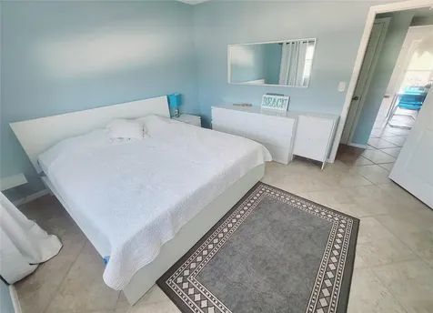 3200 NE 7th Court Pompano Beach FL 33062