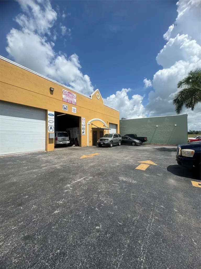238 NW 9th Avenue Homestead FL 33030