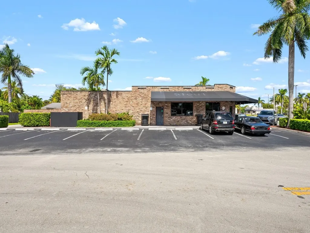 3419 & 3451 N & 3451 Andrews Avenue Oakland Park FL 33309
