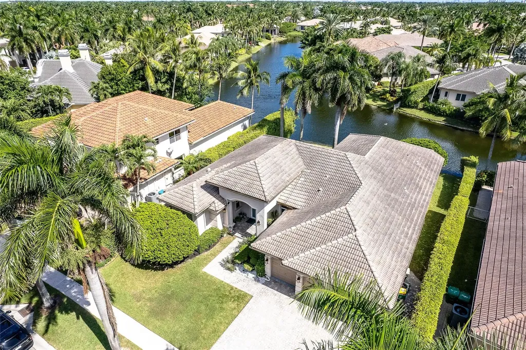 11064 Canary Island Court Plantation FL 33324