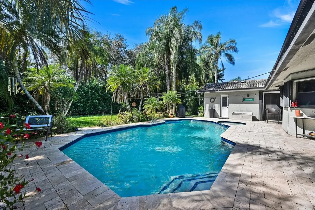 11350 NW 1st Place Coral Springs FL 33071