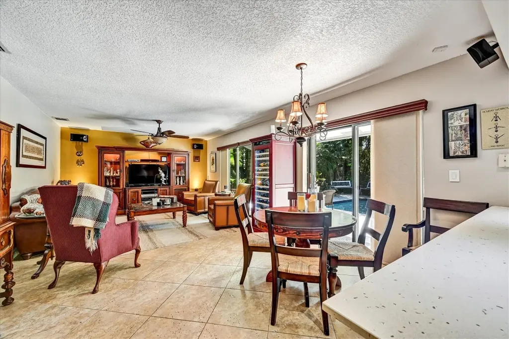 11350 NW 1st Place Coral Springs FL 33071