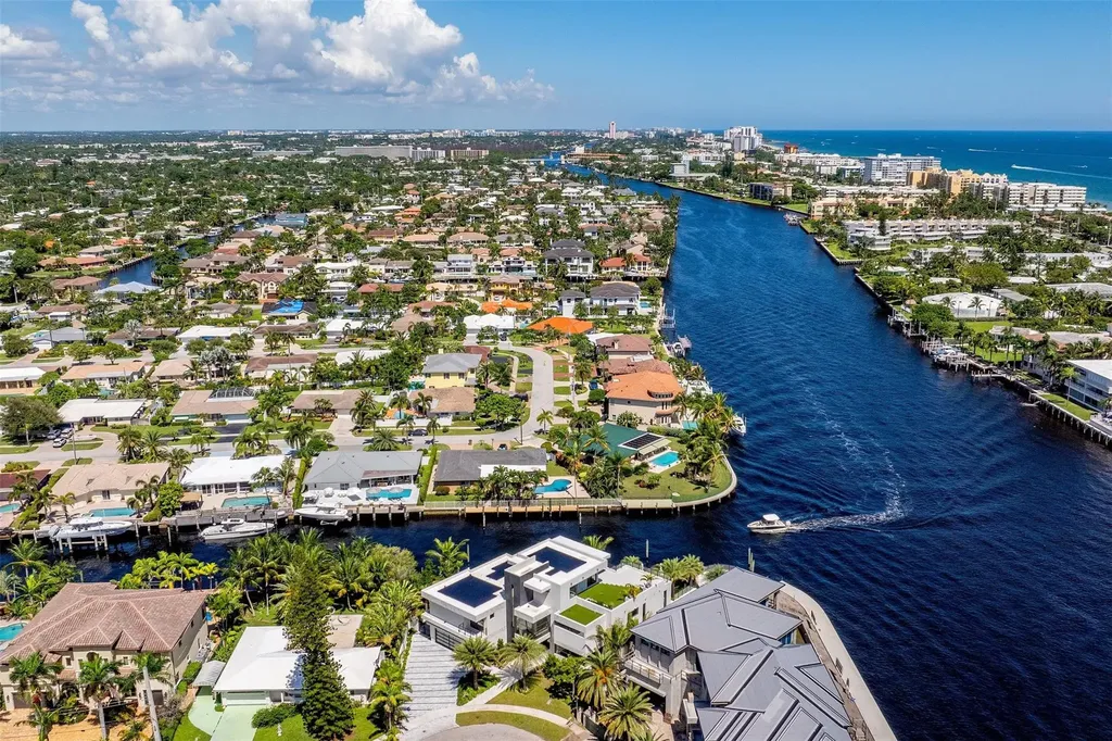 1555 SE 14th Court Deerfield Beach FL 33441