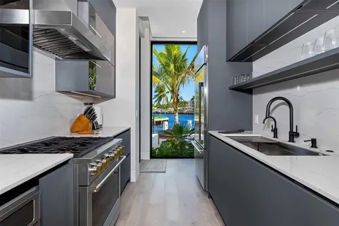 1555 SE 14th Court Deerfield Beach FL 33441