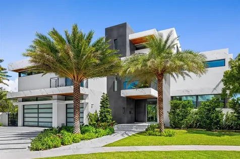 1555 SE 14th Court Deerfield Beach FL 33441