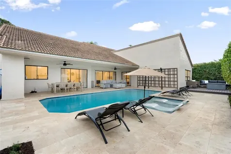 10877 NW 6th Street Coral Springs FL 33071
