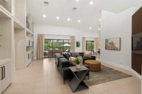 10877 NW 6th Street Coral Springs FL 33071