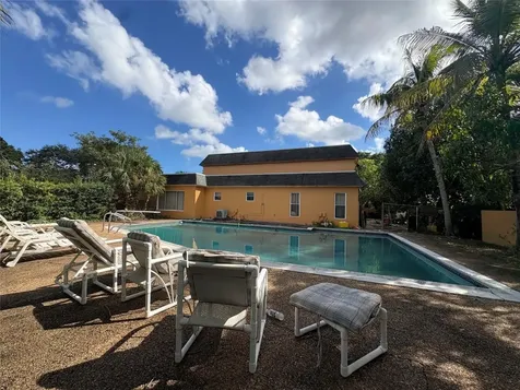 1091 NW 78th Terrace Plantation FL 33322