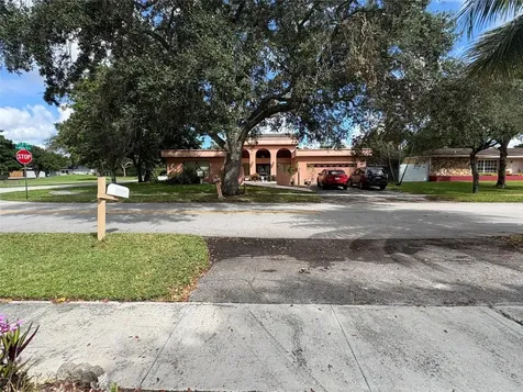 1091 NW 78th Terrace Plantation FL 33322