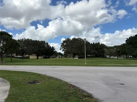 1091 NW 78th Terrace Plantation FL 33322