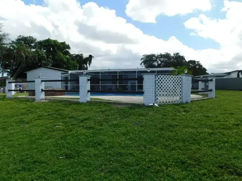 8671 NW 19th Street Pembroke Pines FL 33024