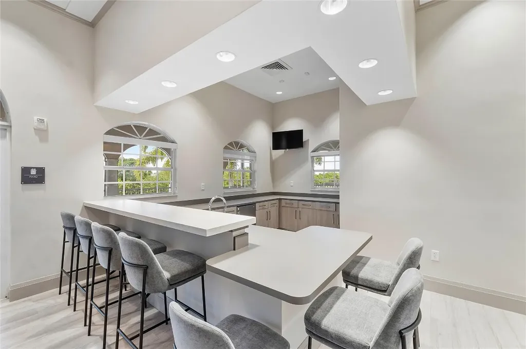 5834 NW 125th Terrace Coral Springs FL 33076